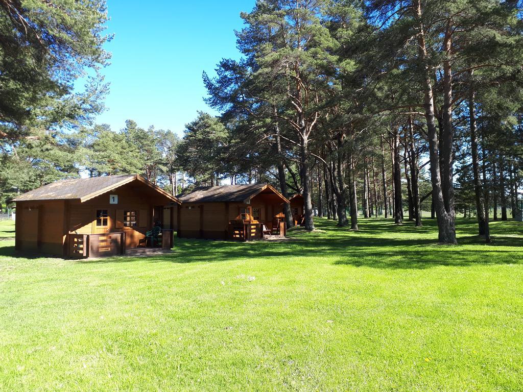 Camping Maennisalu โตยลา ภายนอก รูปภาพ